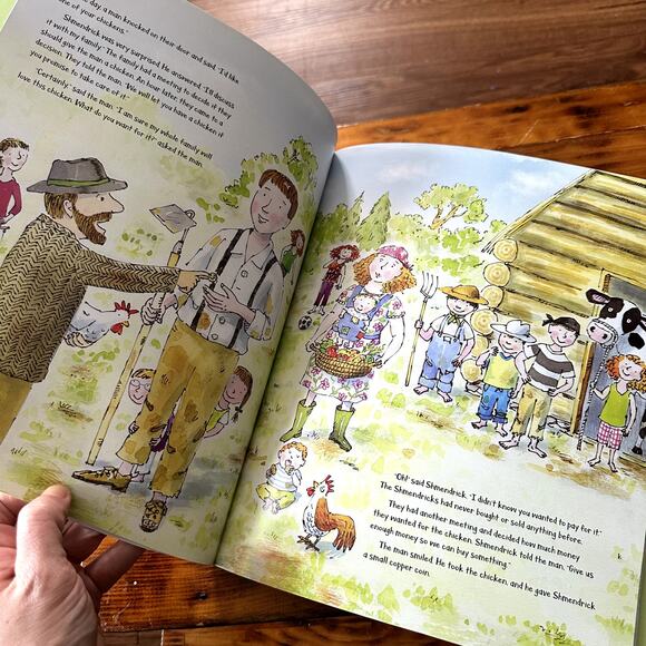 PJ Library Things Should Match Jewish Paperback Book - Picture 4 of 9